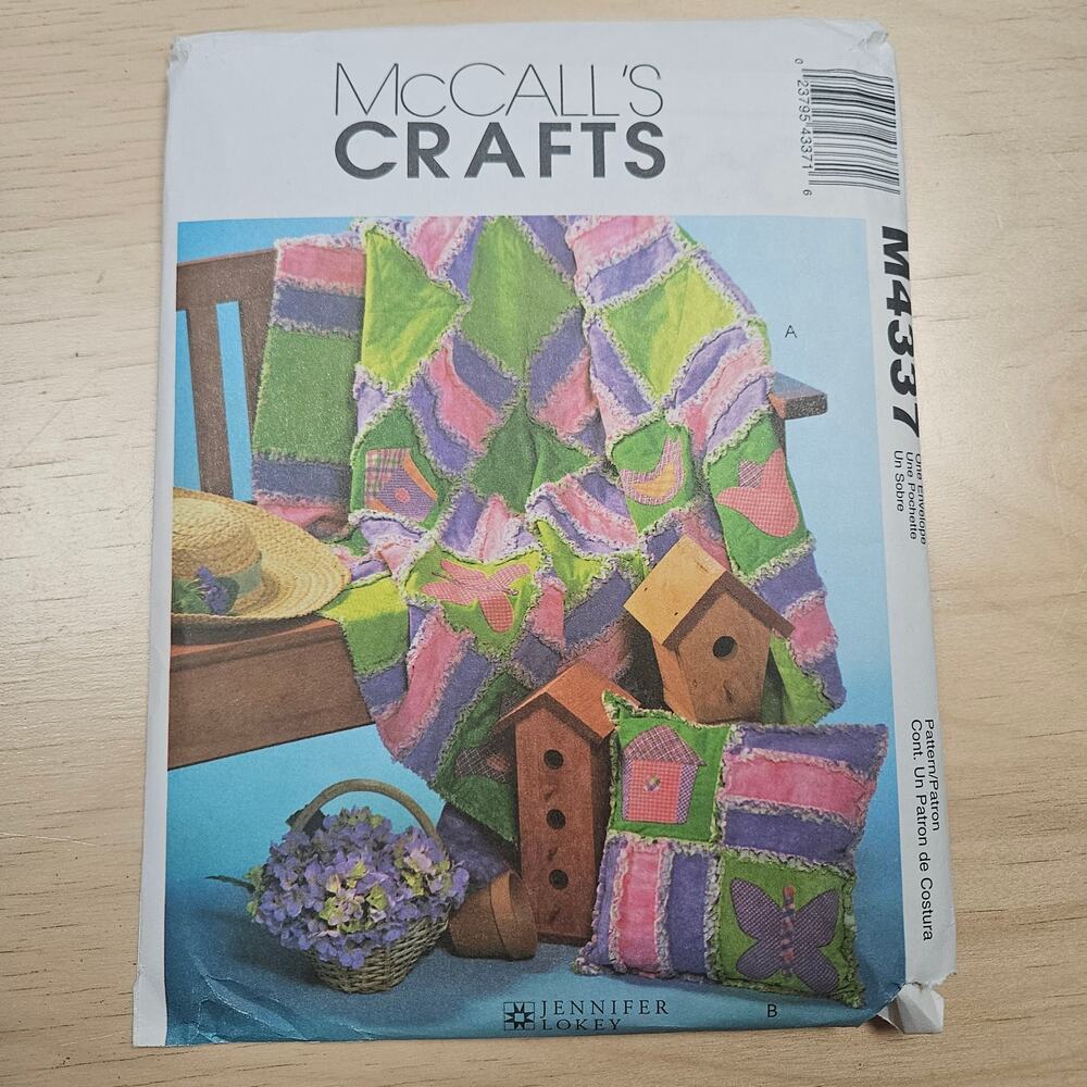 McCall Crafts Pattern M4377 Garden, Rag Quilt and Pillow
